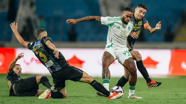 الشنيف يفتح النار على الأهلي