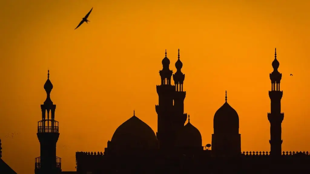 طالب الولاية لا يولى من القائل وفي أي مناسبة قالها؟