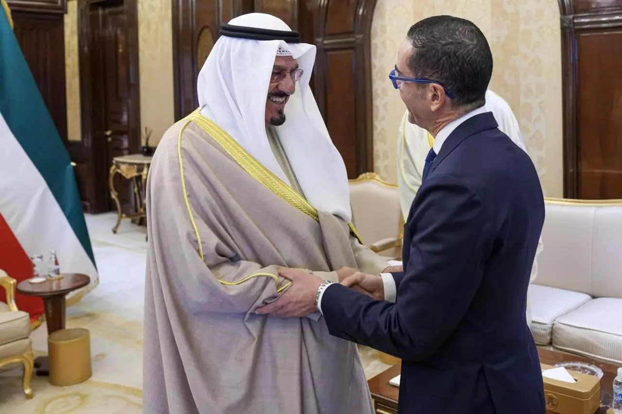 رئيس مجلس الوزراء الكويتي يلتقي وزير الاستثمار المصري