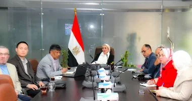وزيرة البيئة تبحث مع شركة صينية