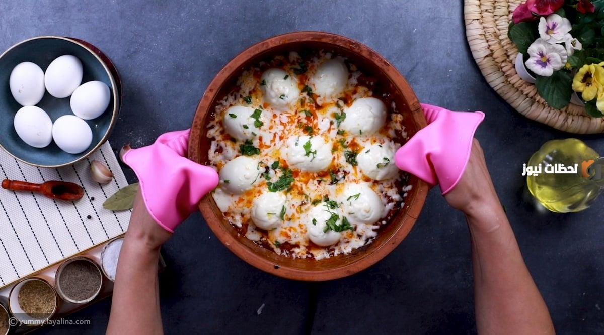 منيو سحور 18 رمضان.. طريقة تحضير بيض عيون مخبوز في الفرن مع طاجن فول أحلى وأطعم سحور