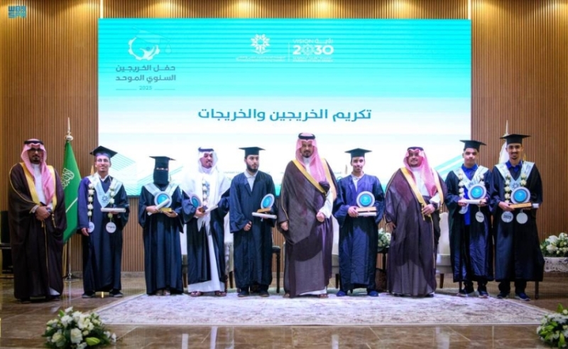 أمير المدينة: ضرورة ملحّة لتأهيل خريجي التدريب التقني لسوق العمل