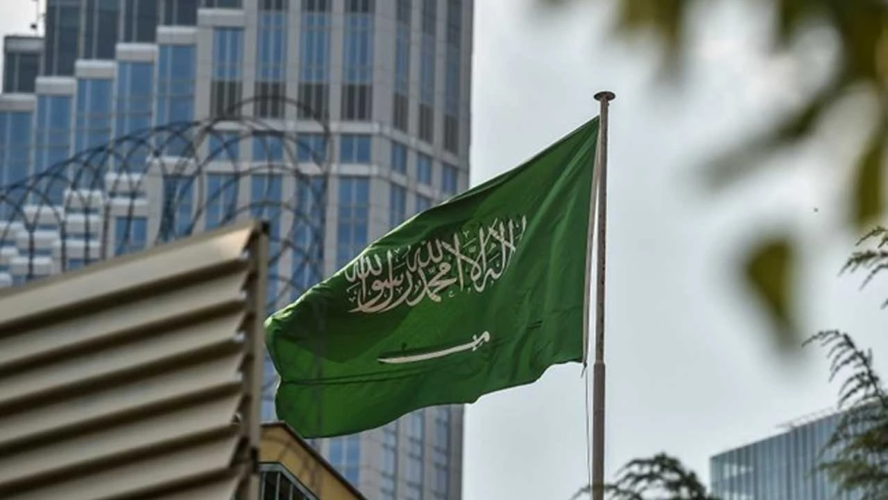 إلغاء الإجازة الأسبوعية يوم الجمعة