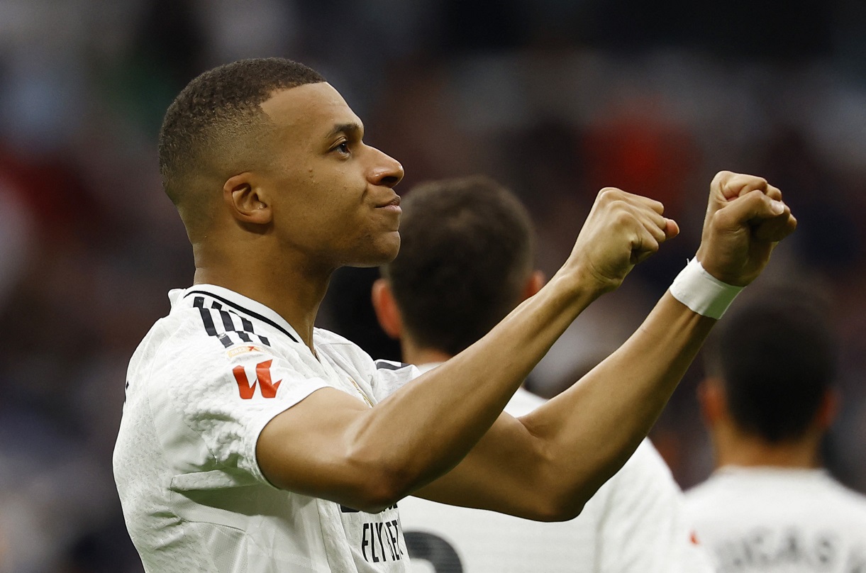 ثنائية مبابي تضمن لريال مدريد الفوز على سيلتا فيغو وتواصل الضغط على برشلونة