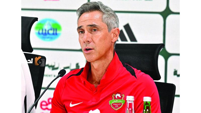 سوزا: الشارقة قوي وكوزمين مدرب متميز