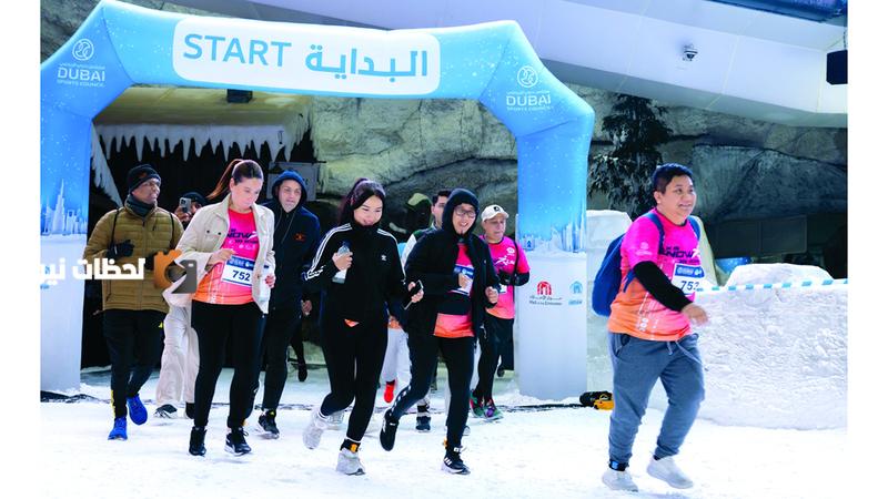 700 عداء يتنافسون في سباق دبي للجري الثلجي
