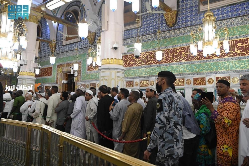 إرشادات وتنظيم لدخول المصلين إلى الروضة