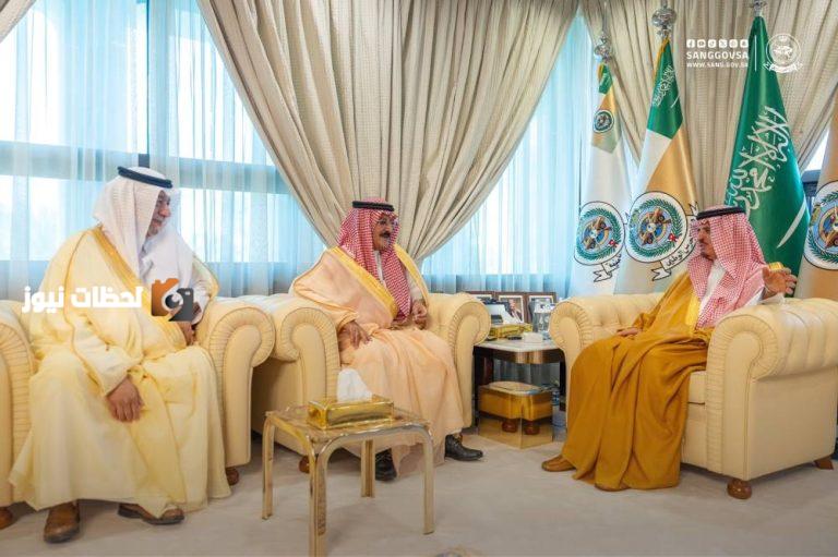 استقبال نائب وزير الحرس الوطني لأمراء الأفواج يتصدر الأخبار  
نائب وزير الحرس الوطني يلتقي بأمراء الأفواج في زيارة مميزة  
أمراء الأفواج في ضيافة نائب وزير الحرس الوطني  
لقاء مميز بين نائب وزير الحرس الوطني وأمراء الأفواج