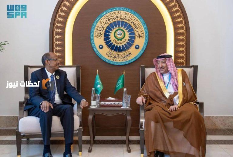 الخريجي يجتمع برئيس مفوضية الاتحاد الأفريقي