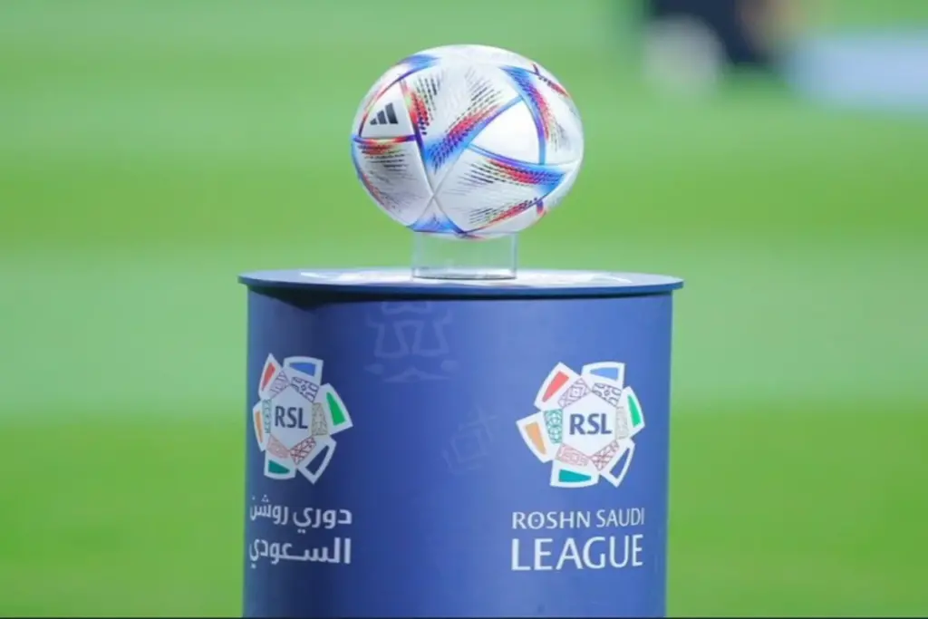 دوري روشن يضع المطرود من مانشستر يونايتد على راداره