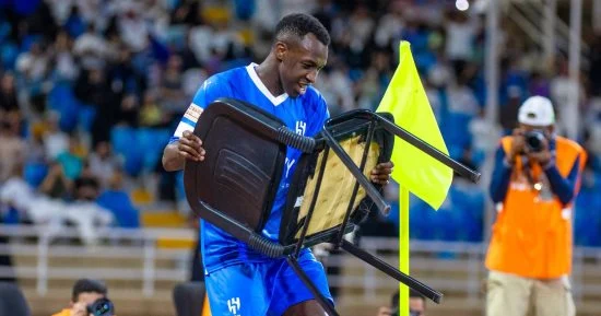 عرض فرنسي يخطف سعود عبد الحميد من الهلال!