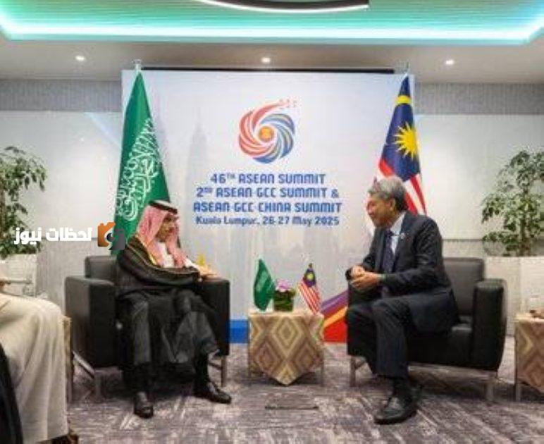 مباحثات وزير الخارجية حول العلاقات الثنائية مع نظيره الماليزي في كوالالمبور