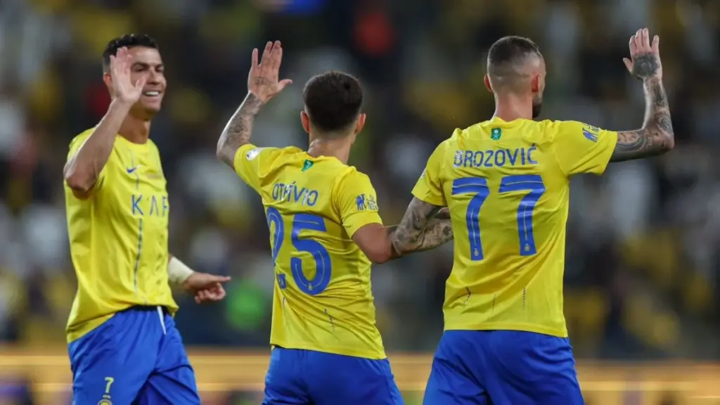 هل يتورط النصر بلعبة رديئة