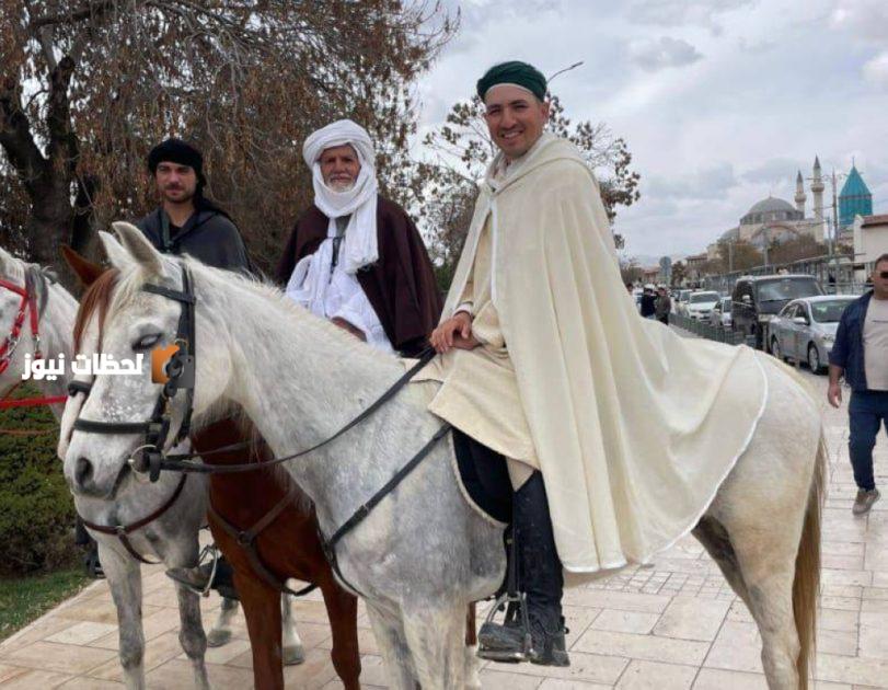 الحجاج الاسبان على ظهور الخيول
