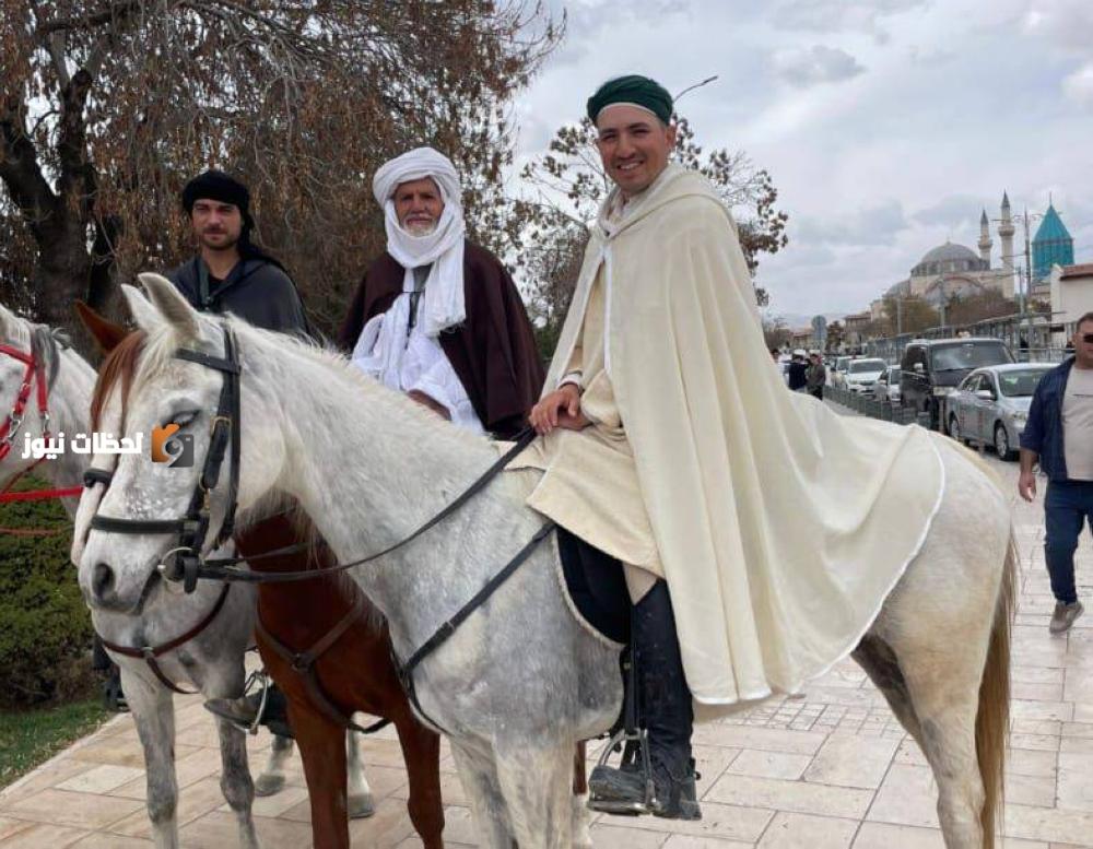 الحجاج الاسبان على ظهور الخيول