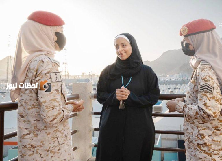رجال الأمن يظهرون الابتسامة والروح العالية