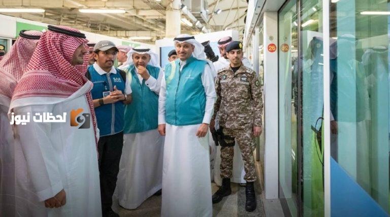 وزير الداخلية يتفقد استعدادات قطار المشاعر
