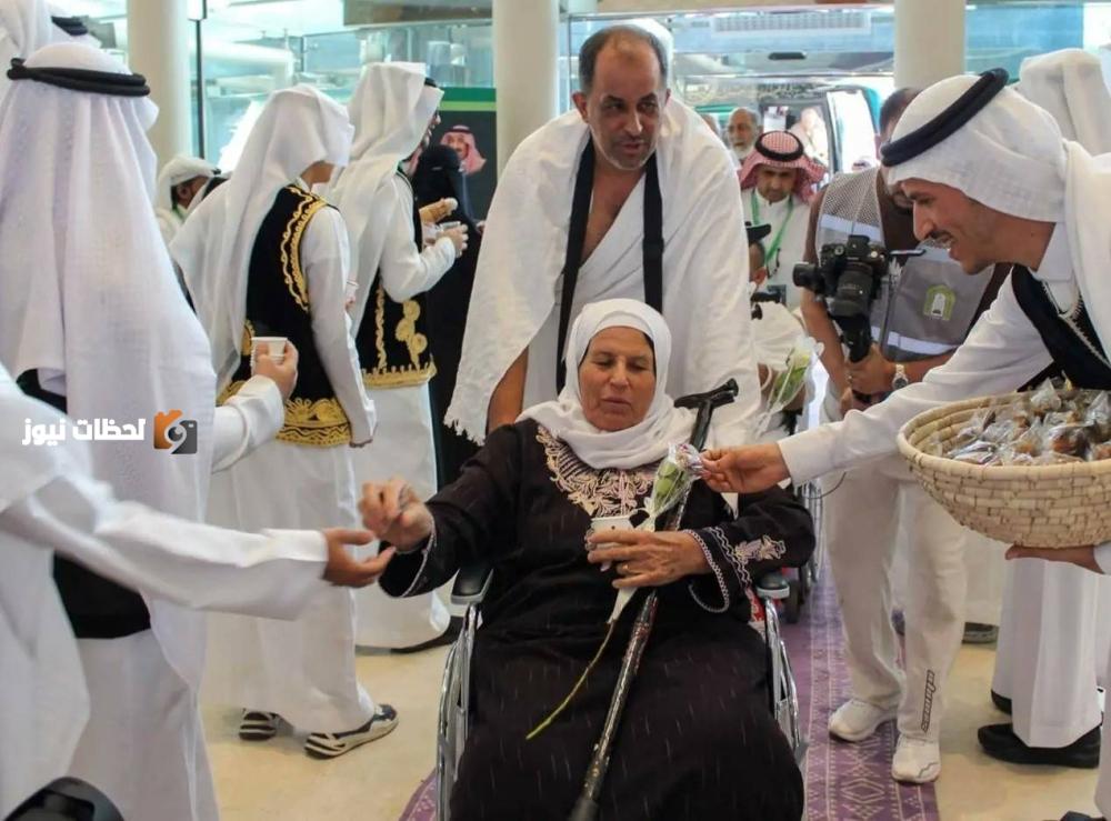 وصول ضيوف خادم الحرمين الشريفين من أسر الشهداء والأسرى الفلسطينيين
