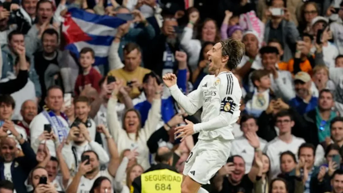 لوكا مودريتش ينضم إلى ميلان لمدة عام