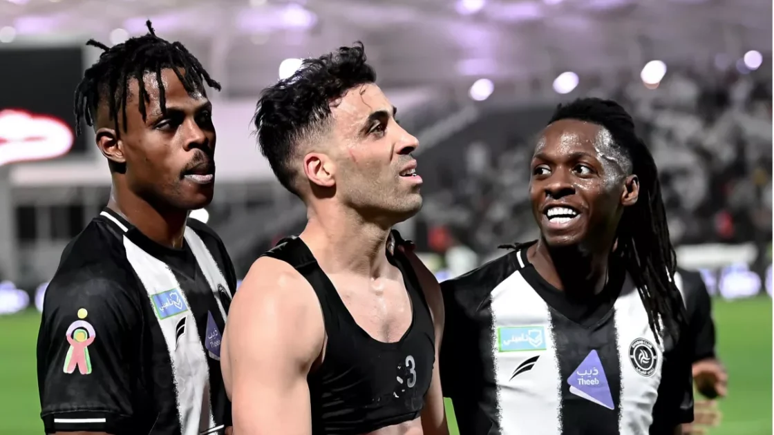 مستقبل حمدالله يتحدد من قبل الشباب هل سيواصل اللاعب مشواره؟