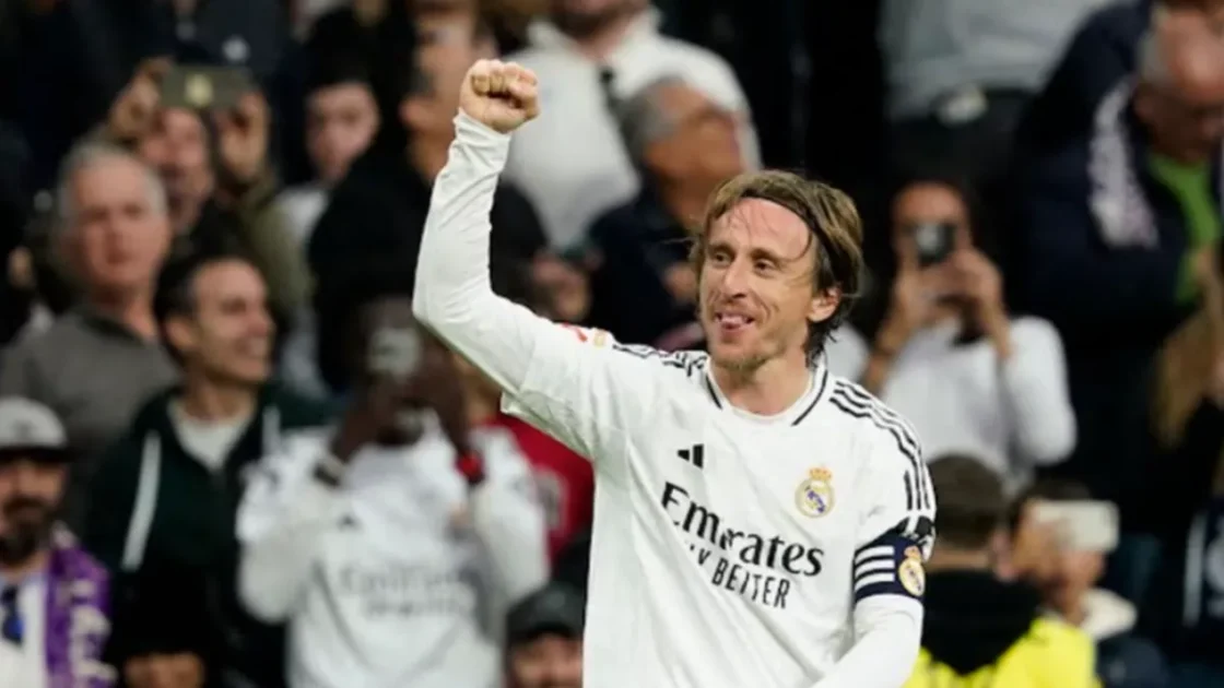 مودريتش يودع ريال مدريد.. نهاية رحلة اللاعب الأكثر تتويجًا