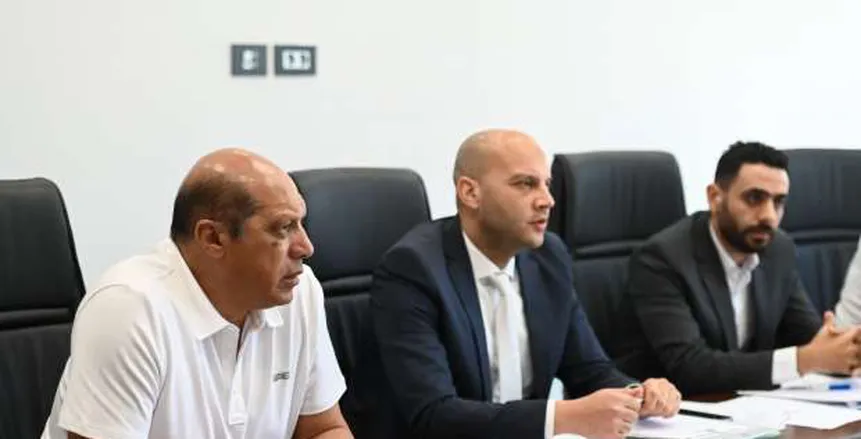 لجنة اعتماد تراخيص الأكاديميات تعقد اجتماعها الأول