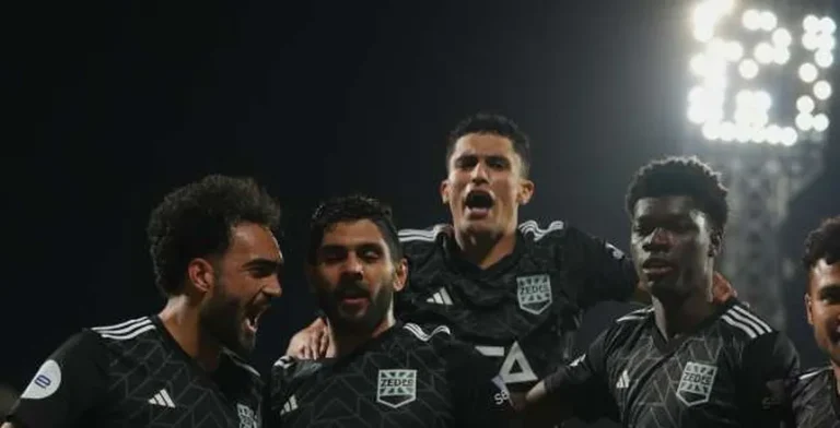 عاجل: كريم حسن شحاتة: الزمالك حسم صفقة نجم زد.. والإعلان الرسمي خلال ساعات