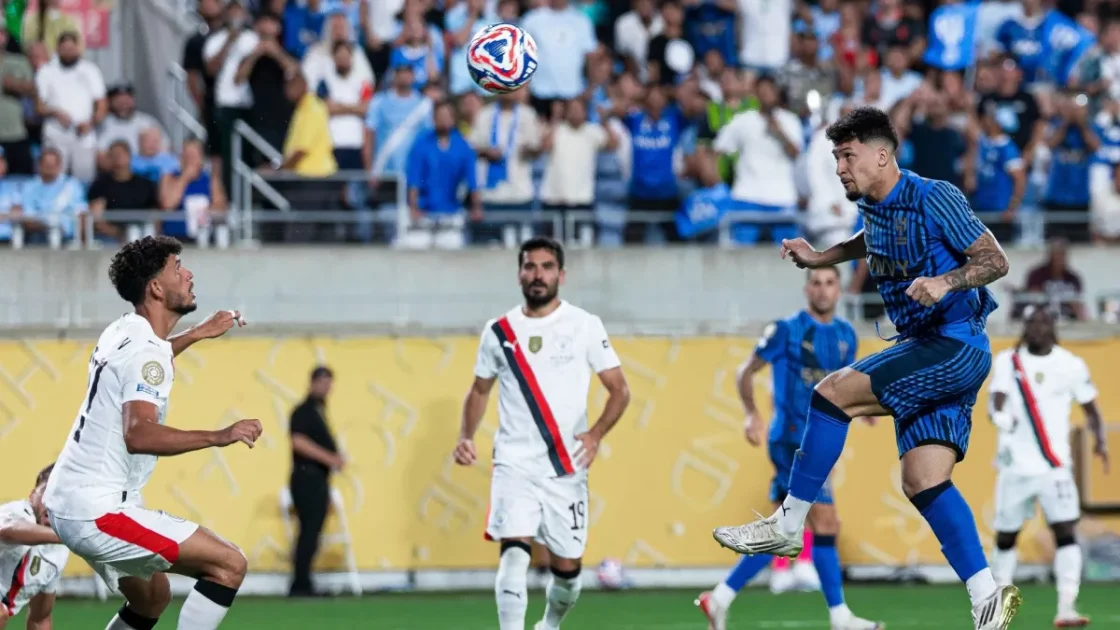 إصابة تثير القلق في صفوف الهلال قبل مواجهة فلومينينسي بالمونديال
هلال يواجه تحديًا جديدًا بإصابة قبل مواجهة فلومينينسي
إصابة مفاجئة تضع الهلال في مأزق قبل مواجهة فلومينينسي بالمونديال
هلال يكتشف إصابة جديدة قبل المعركة مع فلومينينسي بالمونديال
تحديات جديدة: إصابة في صفوف الهلال قبل مواجهة فلومينينسي