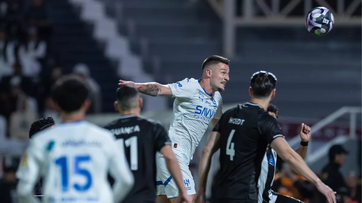إنزاجي يحسم الجدل.. "جوكر" الهلال يرفض العروض الأوروبية للتجديد
