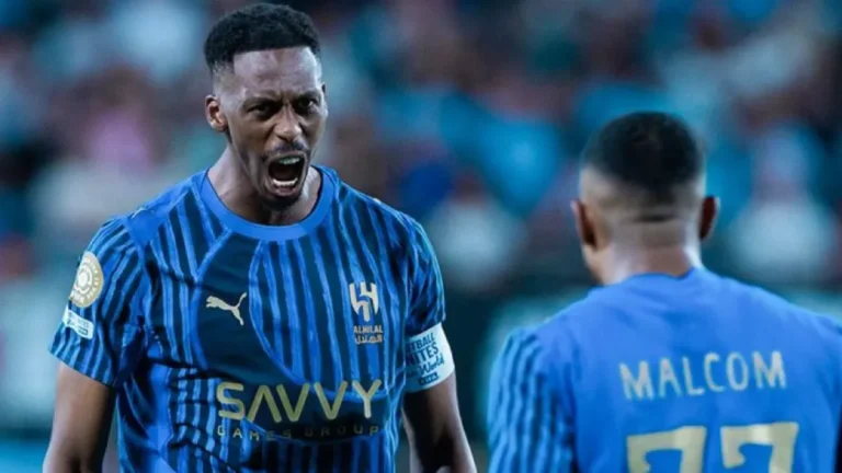 الهلال يواصل النضال .. نصف ساعة متبقية أمام مانشستر سيتي