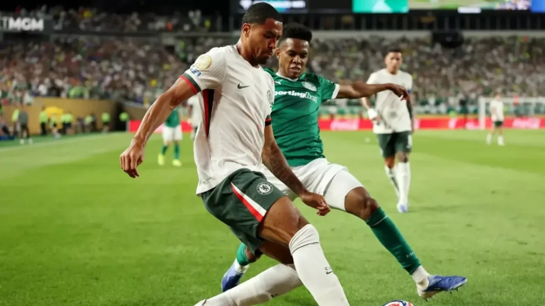 تشيلسي يتفوق على بالميراس بهدف بالمر في الشوط الأول من كأس العالم للأندية