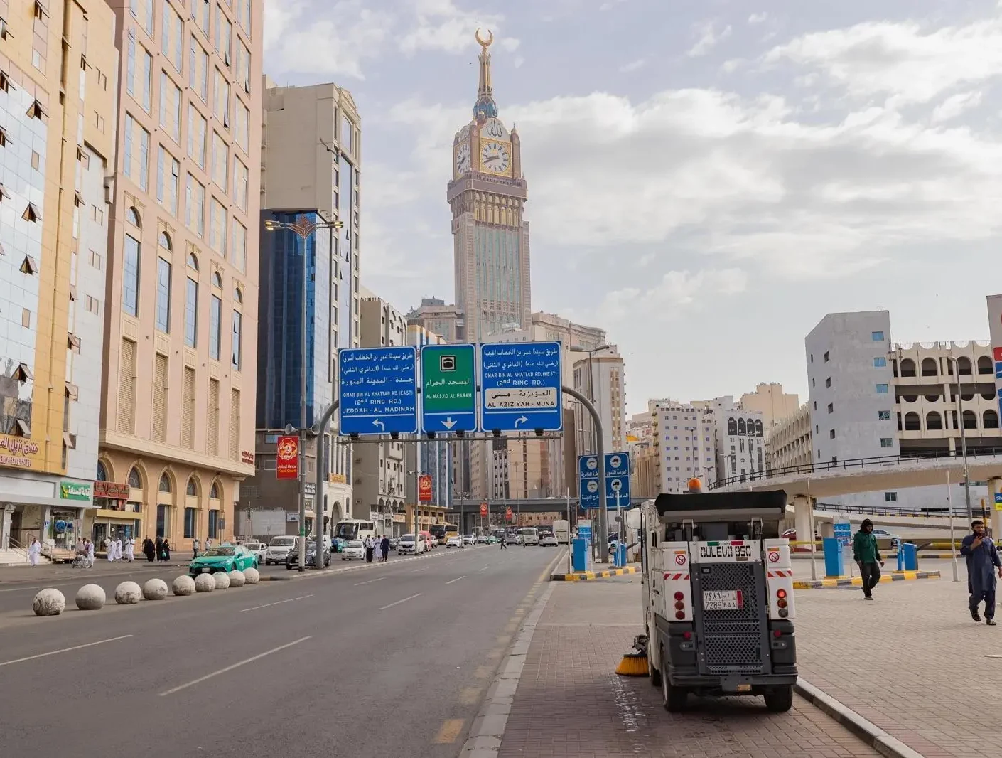 رفع 67.1 ألف طن نفايات بمكة لتحسين المشهد الحضري خلال اسبوع