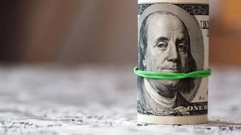 سعر الدولار مقابل الجنيه اليوم الخميس 10 يوليو 2025 في السوق الرسمية والسوق السوداء