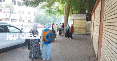 طلاب الثانوية بالنظام القديم يتوجّهون إلى لجان امتحانات الجيولوجيا والجبر وعلم النفس.