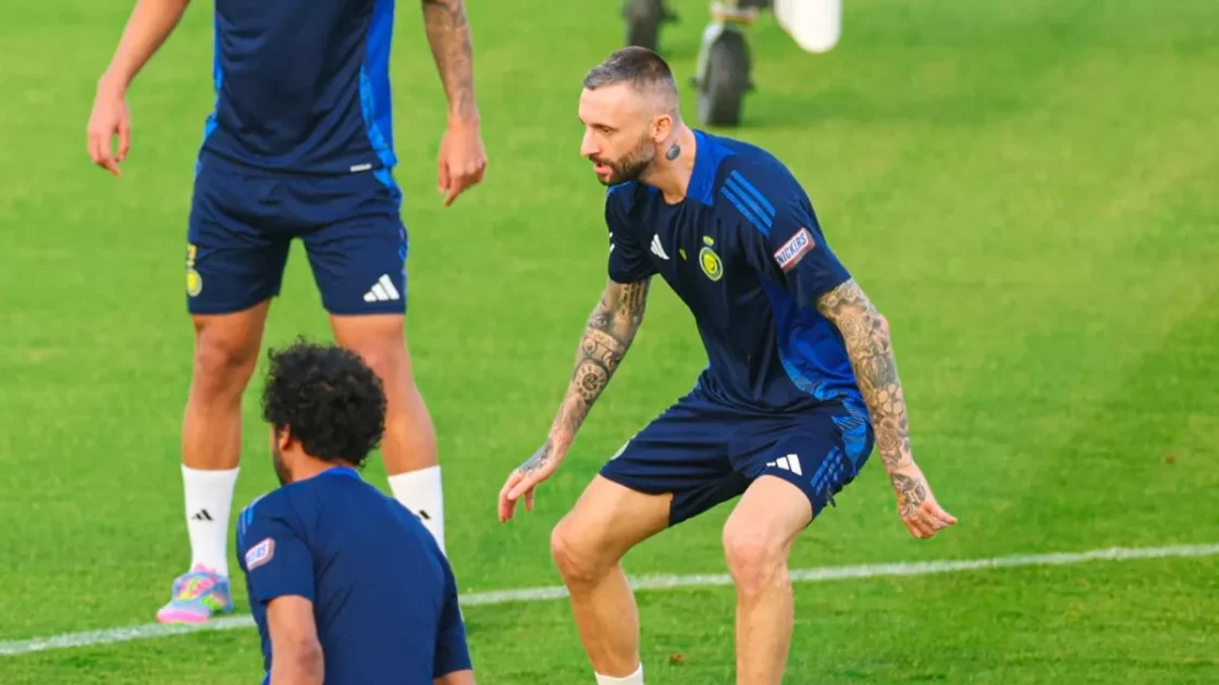 غياب دوران وبروزوفيتش يثير الغضب في النصر لأسباب غامضة