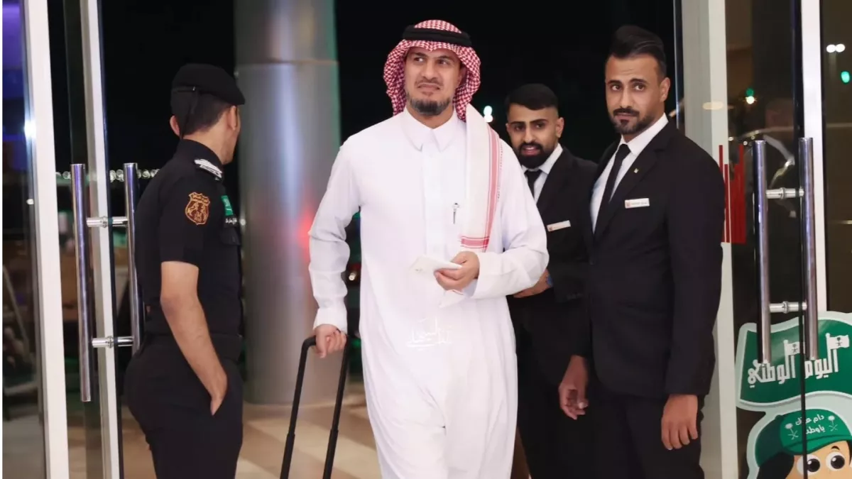 فهد المفرج يُحدث ضجة في مدرج الهلال بقرار مفاجئ