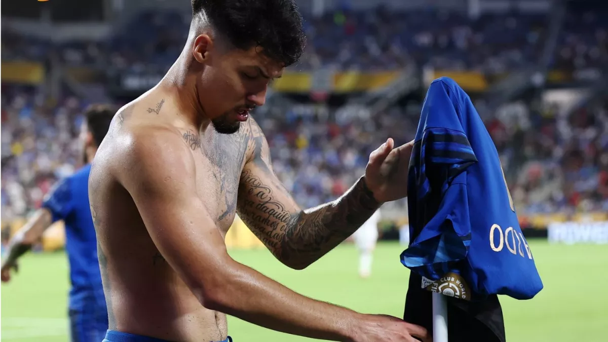 فيفا يسحب لقب الهداف من نجم الهلال بسبب أسباب غير متوقعة