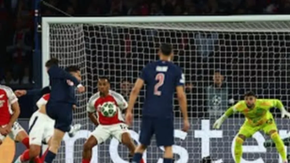 نجم أرسنال يستقطب اهتمام عملاق الدوري الإنجليزي
هداف أرسنال يجذب أنظار عملاق الدوري الإنجليزي
أرسنال يتمسك بنجمه في ظل اهتمام عملاق الدوري الإنجليزي
نجوم أرسنال تحت المجهر من قبل عملاق الدوري الإنجليزي
أرسنال في تحدٍ جديد مع اهتمام عملاق الدوري الإنجليزي
