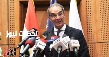 وزير الاتصالات يوضح سبب الانتشار السريع للنيران في حريق سنترال رمسيس