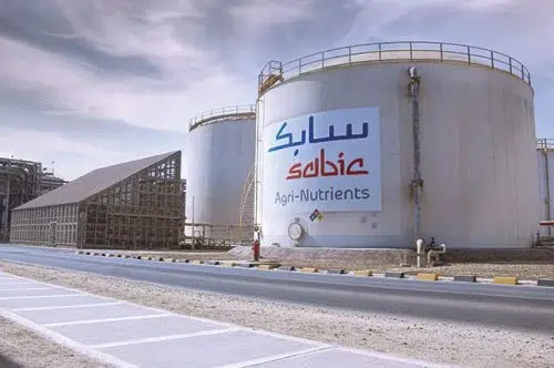 سهم سابك يستمر في التراجع المثير والمفاجئ