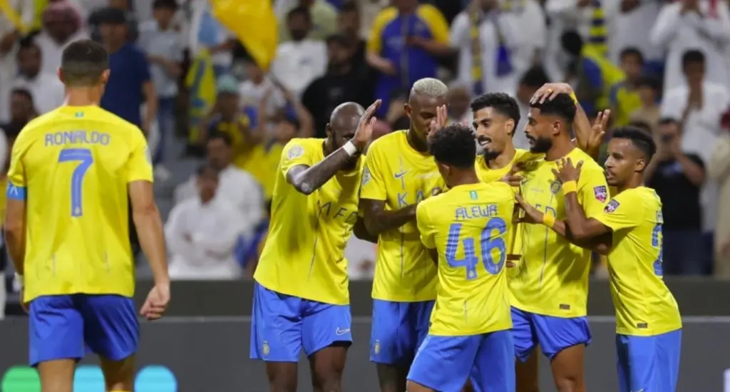 هل ينقذ النصر السعودي مسيرة مدافع الملكي التاريخي!!