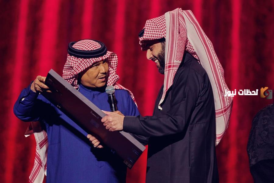 آل شيخ يكرم عبده بطريقة فنية مبدعة