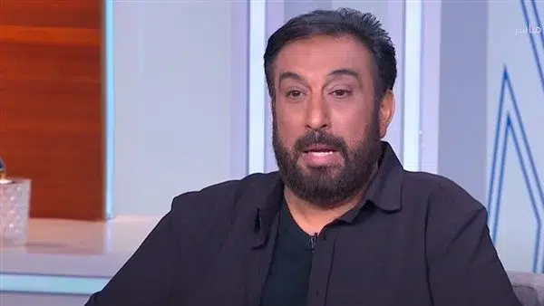 "حسام حسني" يكشف تسجيل الفنان "أحمد حاتم"