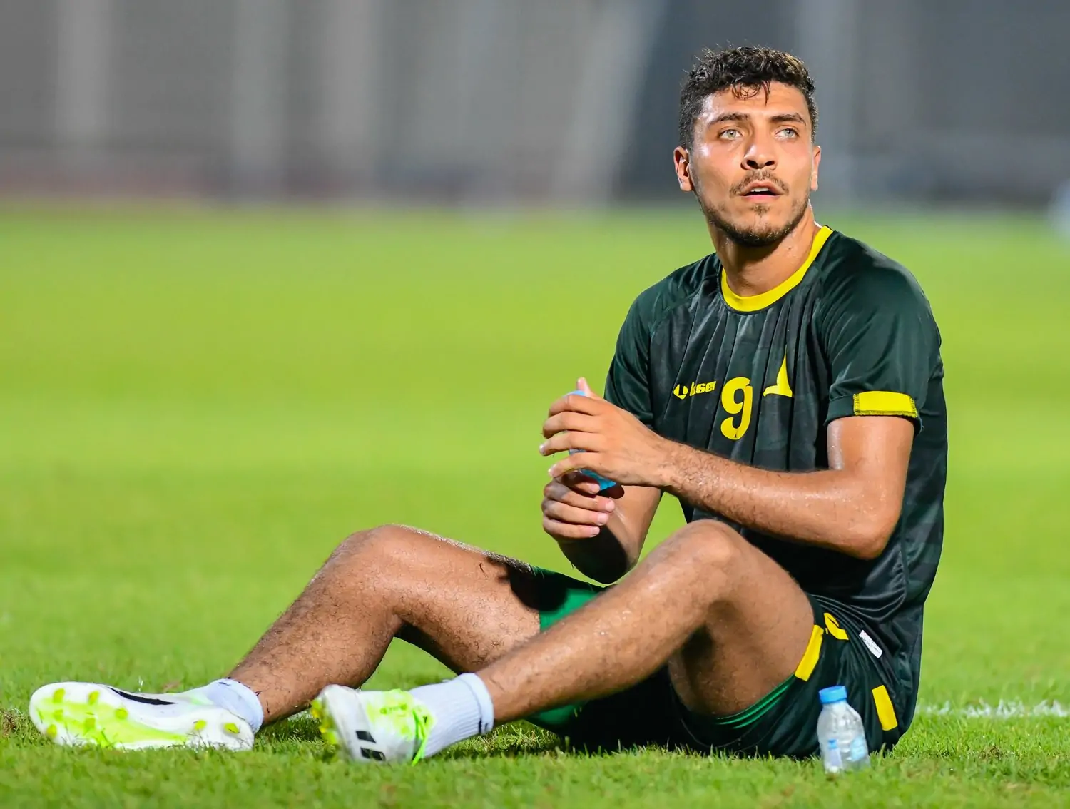 محمد شريف يكشف عن وجهته المقبلة