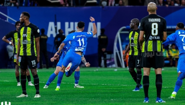 غياب نجم الهلال السعودي