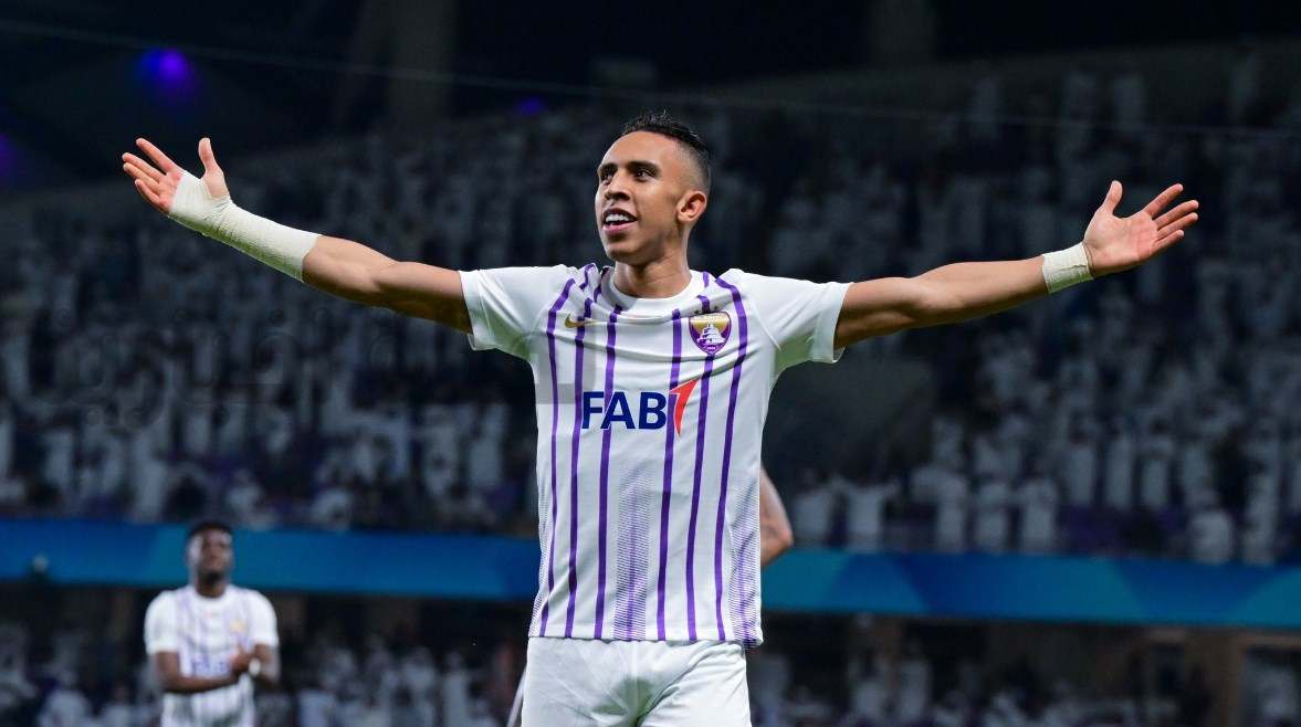 نجم العين الإماراتي
