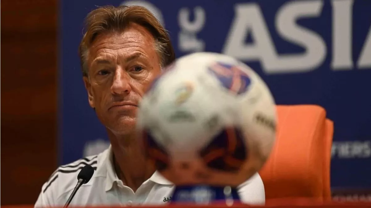 رينارد يرد أولاً على مطالبات إقالته مؤكدًا: “جاهزون لمواجهة إسبانيا في المونديال”