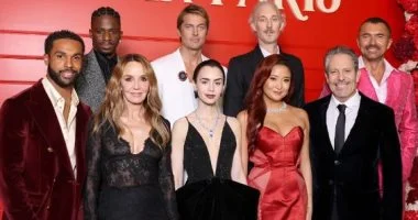 العودة المميزة لسلسلة Emily in Paris إلى العاصمة الفرنسية في العرض الأول للموسم الخامس