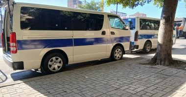 الفنانة نيفين مندور تتلقى صلاة الجنازة عصر اليوم في مسجد السيدة نفيسة وسط الحضور الكبير