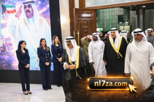 سمو الأمير يؤكد دعم وزارة الداخلية ويشيد بإنجازاتها خلال زيارة لمبنى الشيخ نواف الأحمد